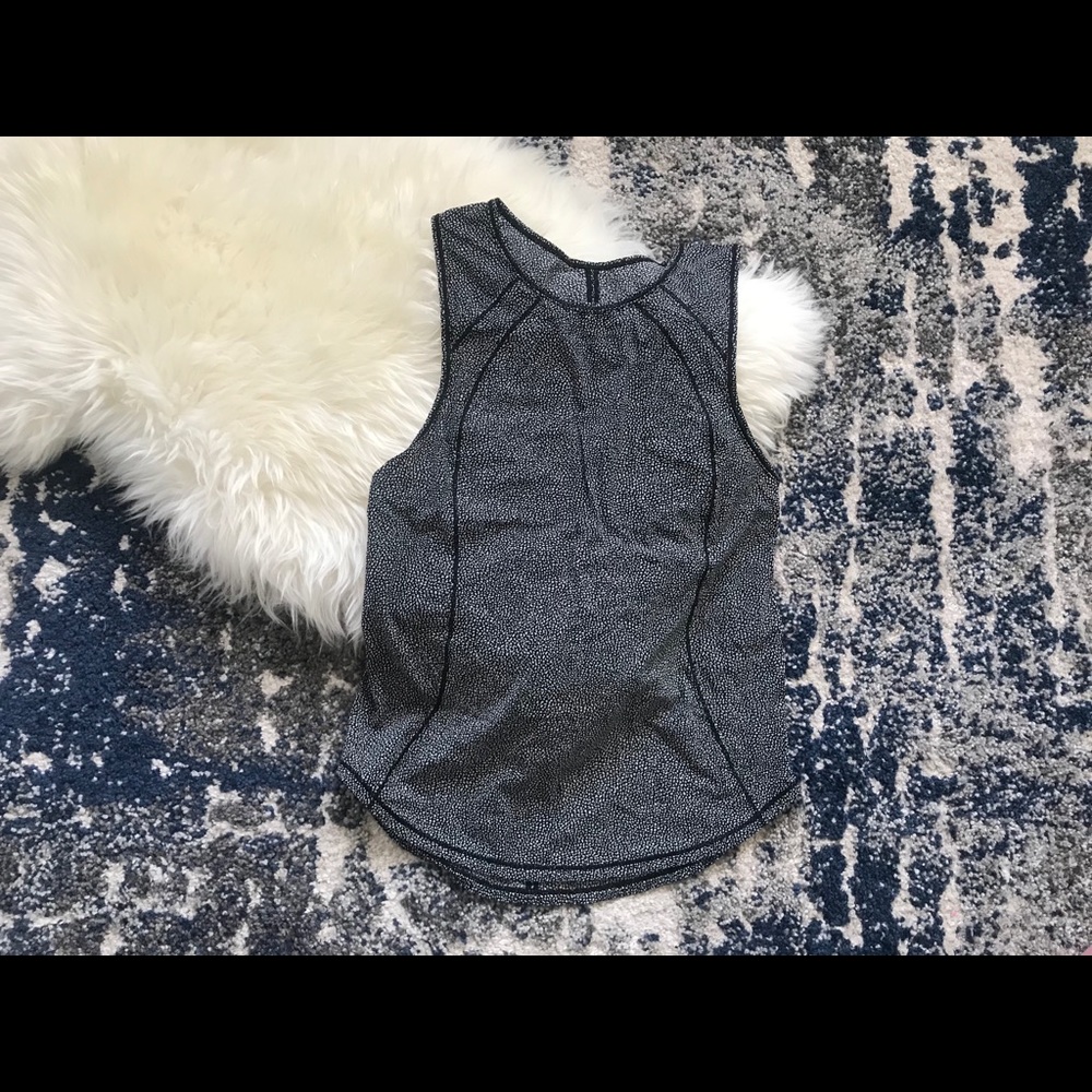 Lululemon tank top
